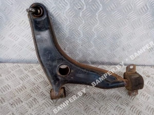 Рычаг передний правый к Mitsubishi Carisma, 1999 г.