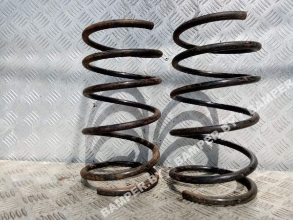 Пружина передняя к Mitsubishi Carisma, 1999 г.