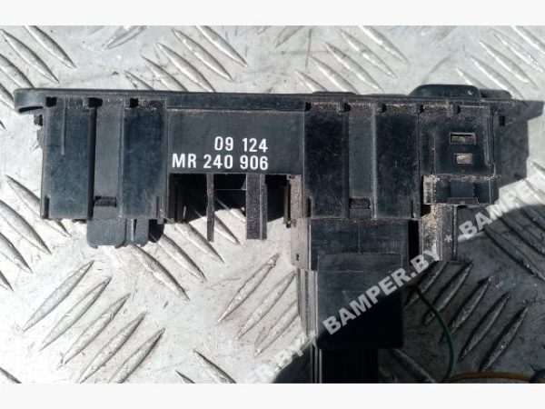 Блок кнопок к Mitsubishi Carisma, 2000 г.