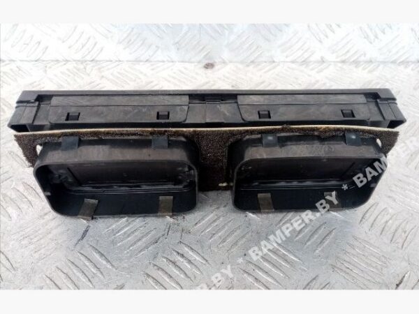 Воздуховод к Land-Rover Range Rover, 2000 г.