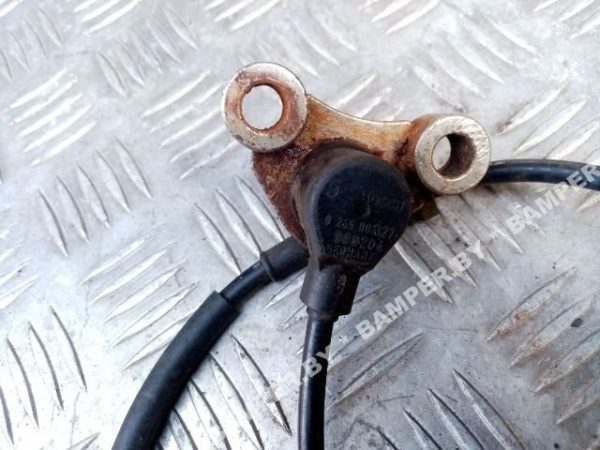Датчик ABS задний к Mitsubishi Carisma, 1997 г.