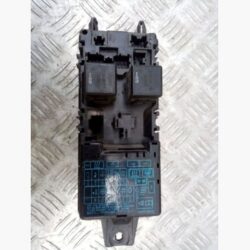 Блок предохранителей к Mitsubishi Carisma, 1997 г.