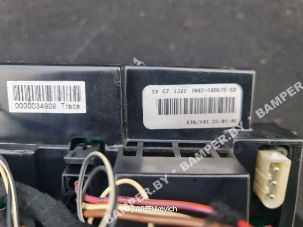 Блок предохранителей к Land-Rover Range Rover, 2008 г.