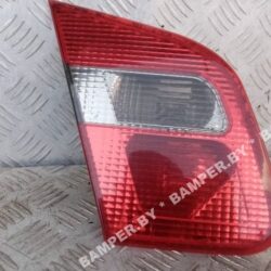 Фонарь крышки багажника левый к Mitsubishi Carisma, 2000 г.