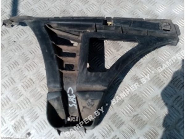 Кронштейн крепления бампера заднего к Mitsubishi Carisma, 1999 г.