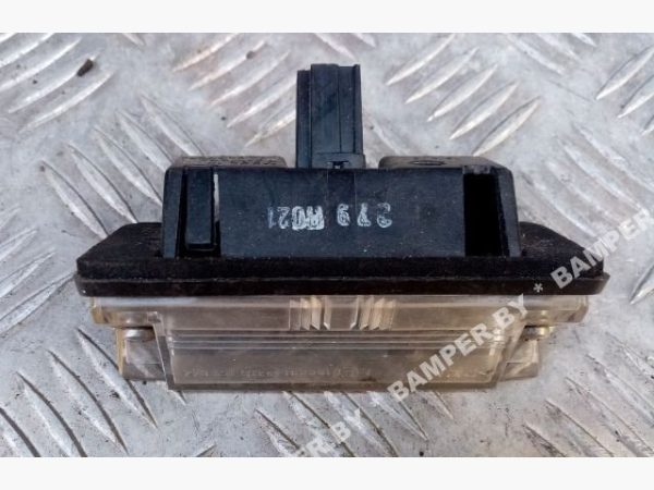 Подсветка номера к Mitsubishi Carisma, 2000 г.