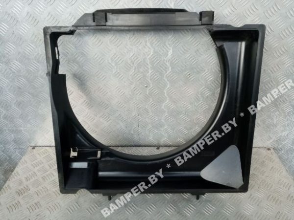 Диффузор вентилятора к Land-Rover Range Rover, 2000 г.