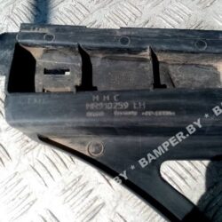Кронштейн крепления бампера заднего к Mitsubishi Carisma, 1999 г.