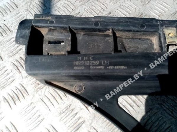 Кронштейн крепления бампера заднего к Mitsubishi Carisma, 1999 г.