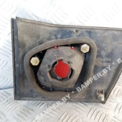 Фонарь крышки багажника левый к Mitsubishi Carisma, 1997 г.