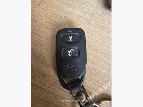 Брелок (пульт дистанционного управления) к Hyundai Santa Fe, 2010 г.