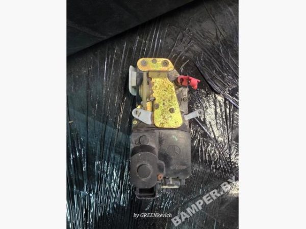 Замок двери передней левой к Land-Rover Range Rover, 2000 г.